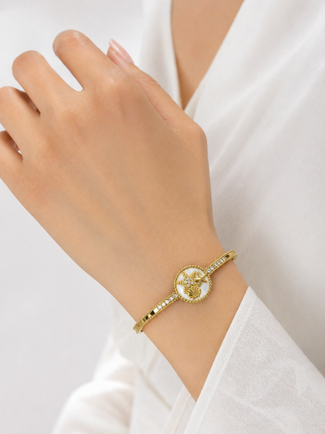 Elegant Starfish & Shell Charm Gold Plated Bracelet for Women