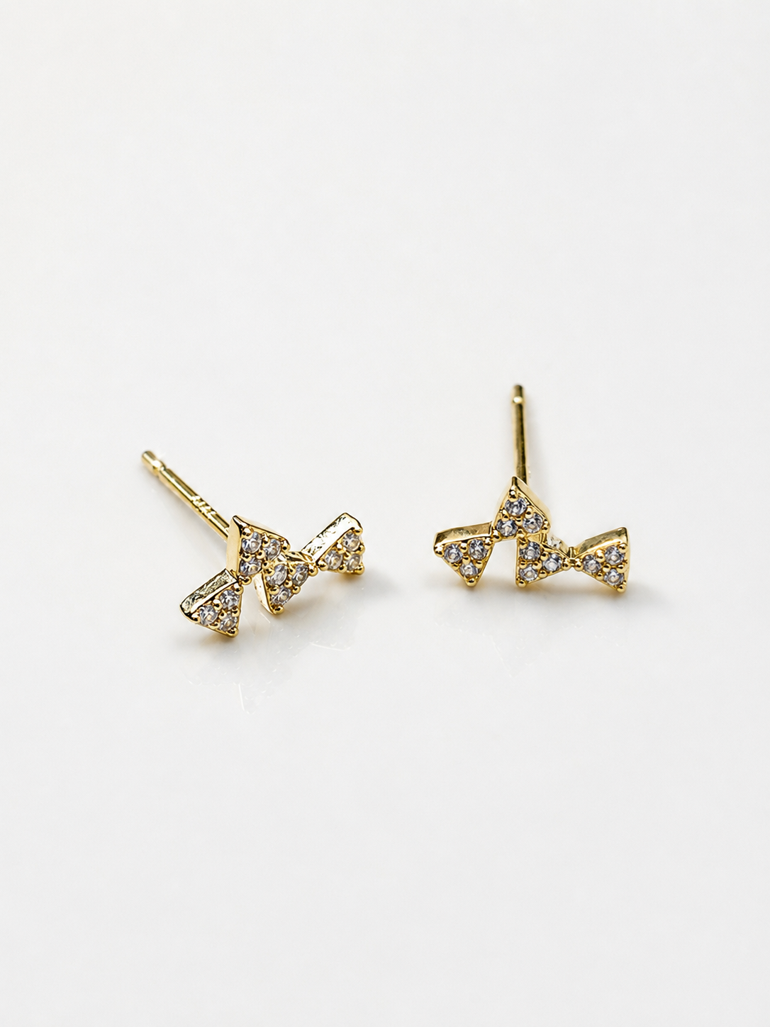 Tiny Bow Sparkle Stud Earrings – Anti Tarnish 18K Gold Plated