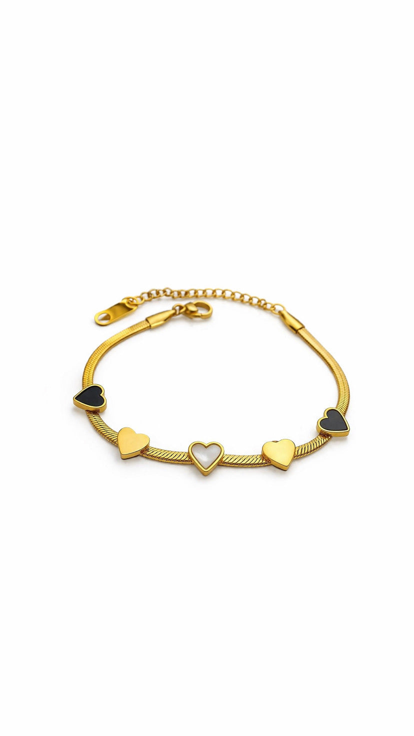 Charming Anti-Tarnish Heart Charm Bracelet