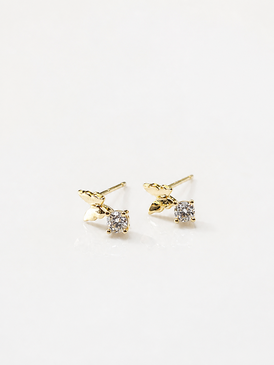 Minimal small Butterfly Stud Earrings – Anti Tarnish 18K Gold Plated