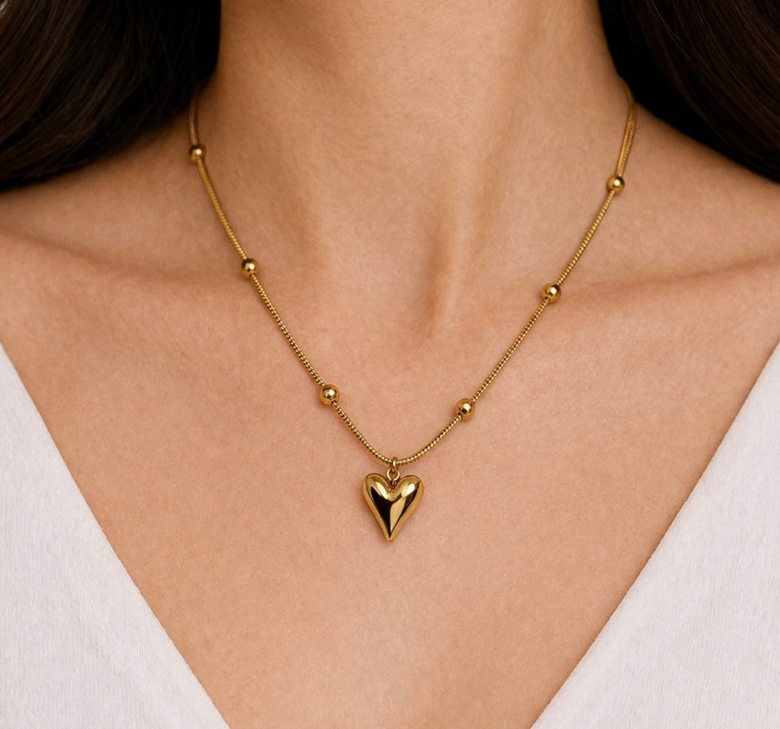 Heart pendant anti tarnish chains
