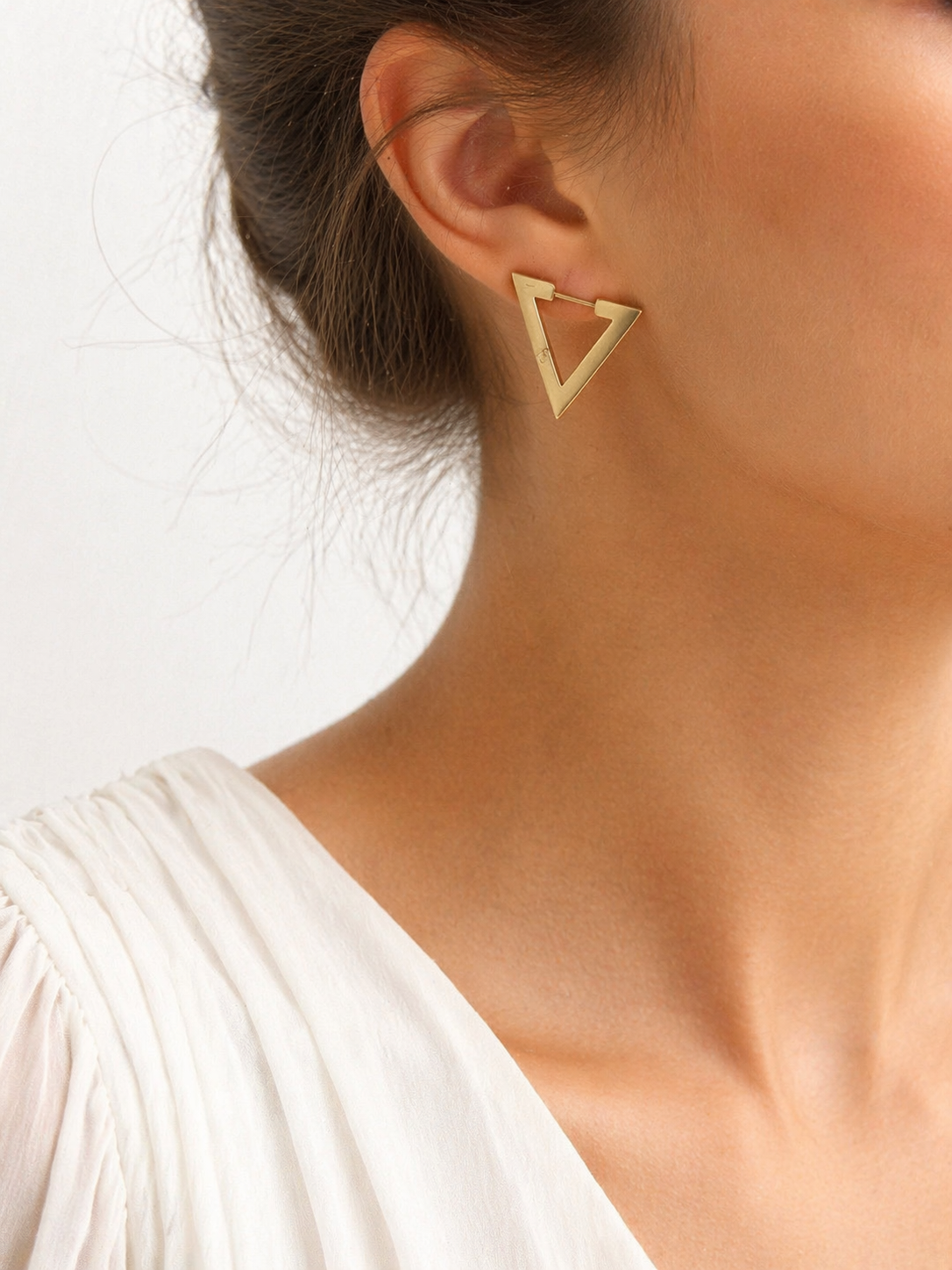 Anti-Tarnish Hoops Earrings – High-Quality, Long-Lasting, Hypoallergenic & Tarnish-Resistant Jewelry for Everyday Wear