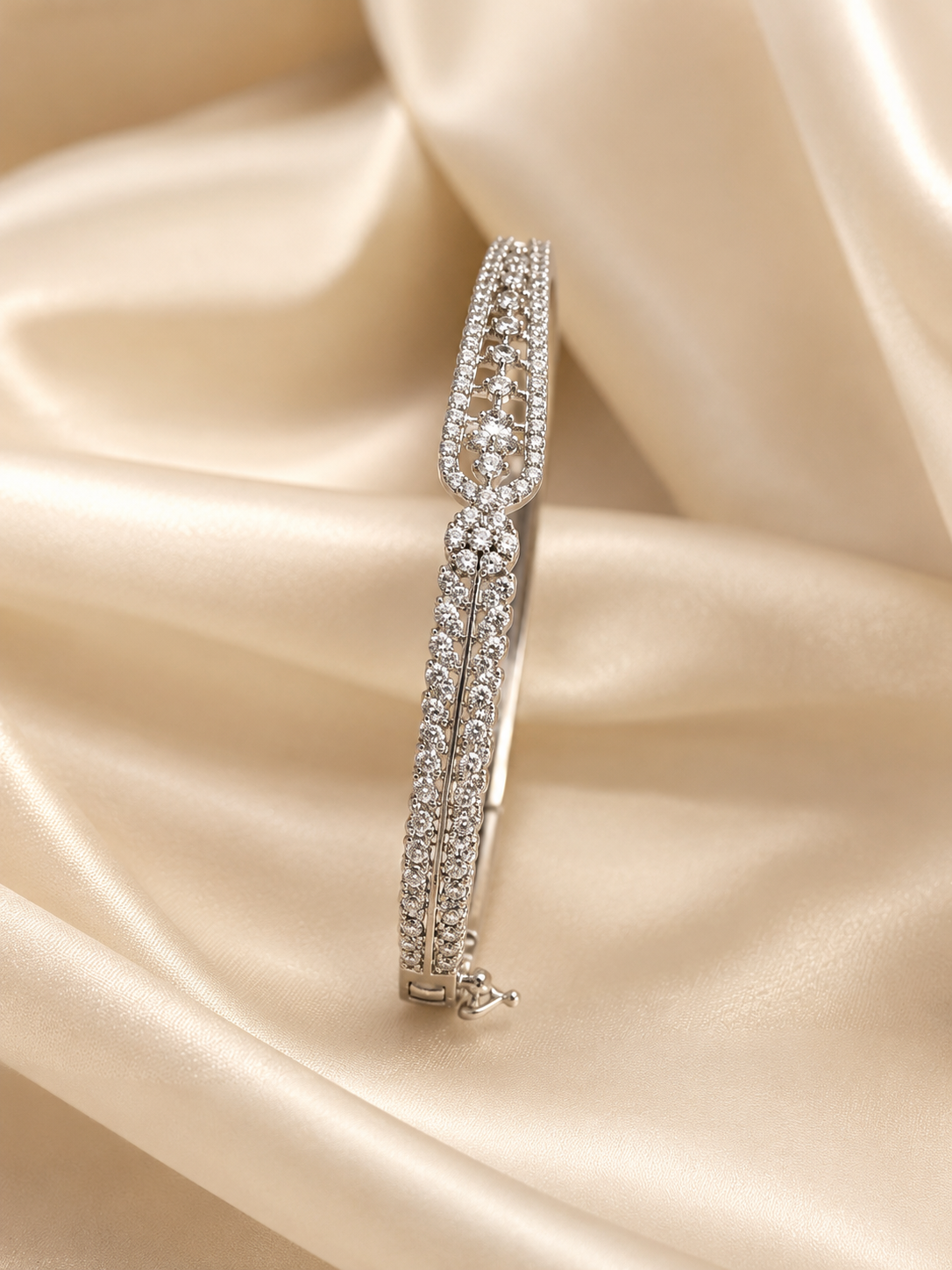 Sparkling Leaf Design American Diamond Bracelet