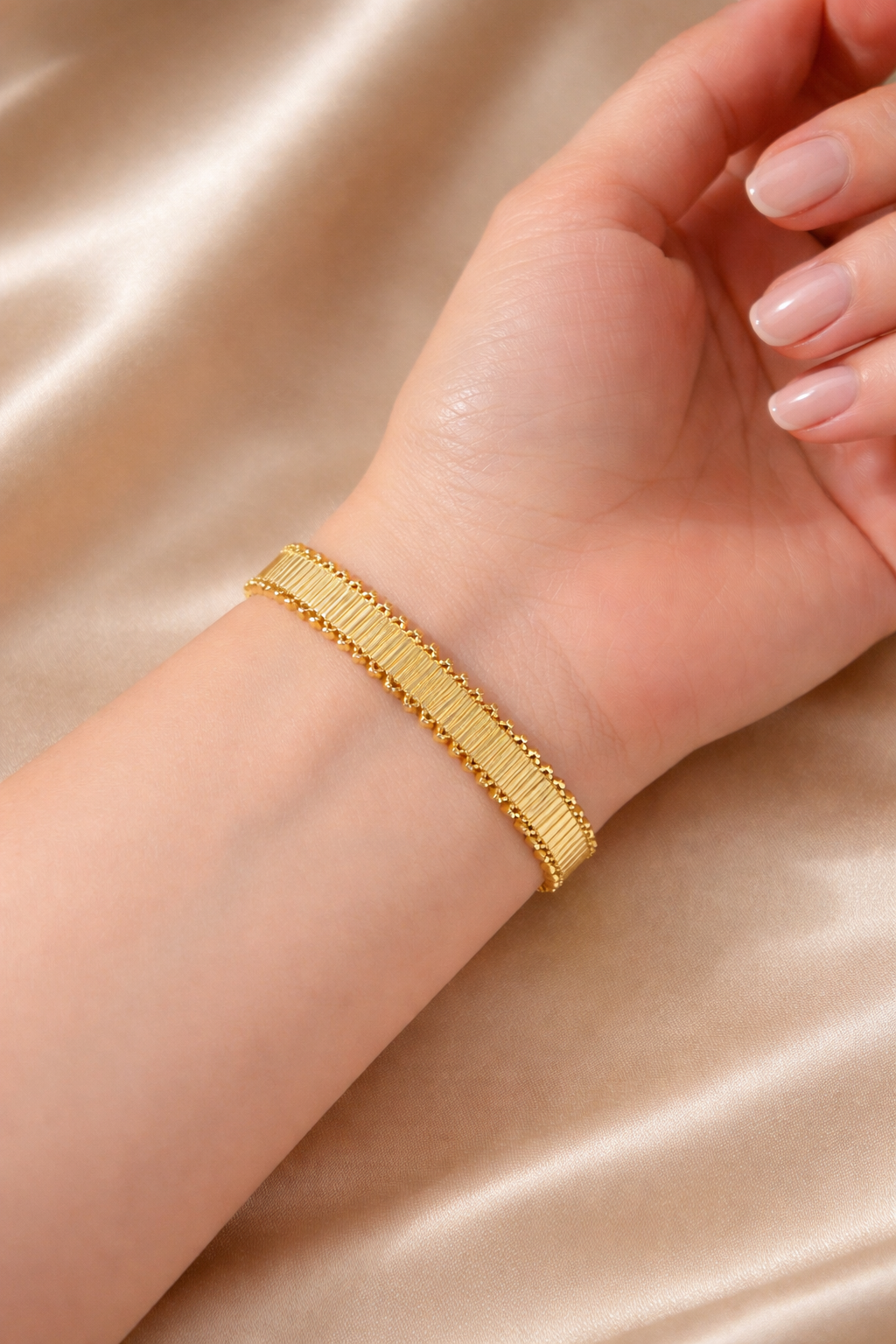 Designer Anti-Tarnish Bracelet – Elegant & Timeless