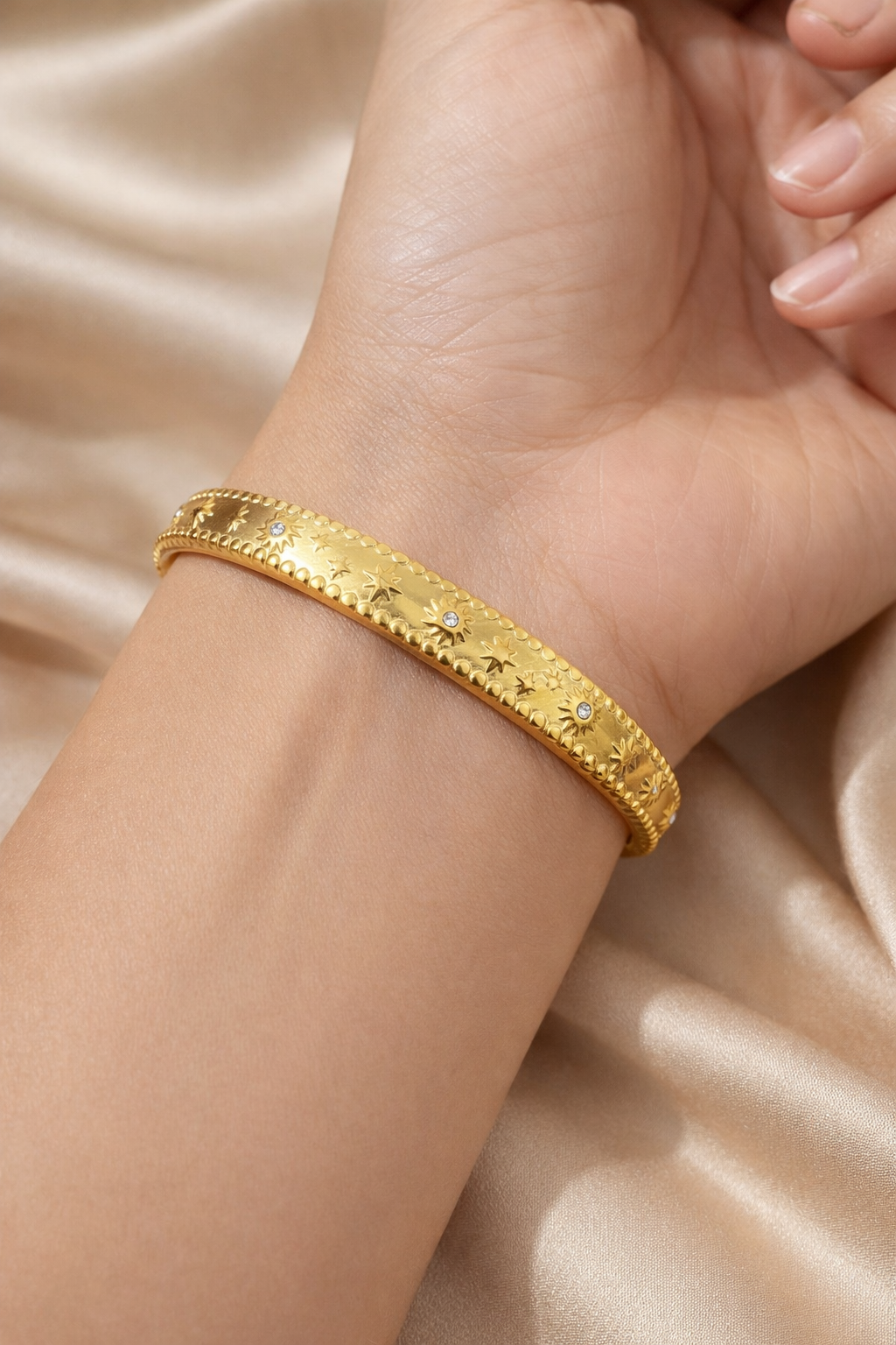 Elegant Anti-Tarnish Bracelet with Sparkling AD Stones | Adjustable Designer Jewelry for Women & Girls