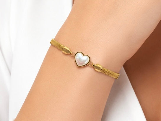 💖 18K Gold Plated Pearl Heart Charm Bracelet | Anti-Tarnish Elegant Daily Wear Bracelet