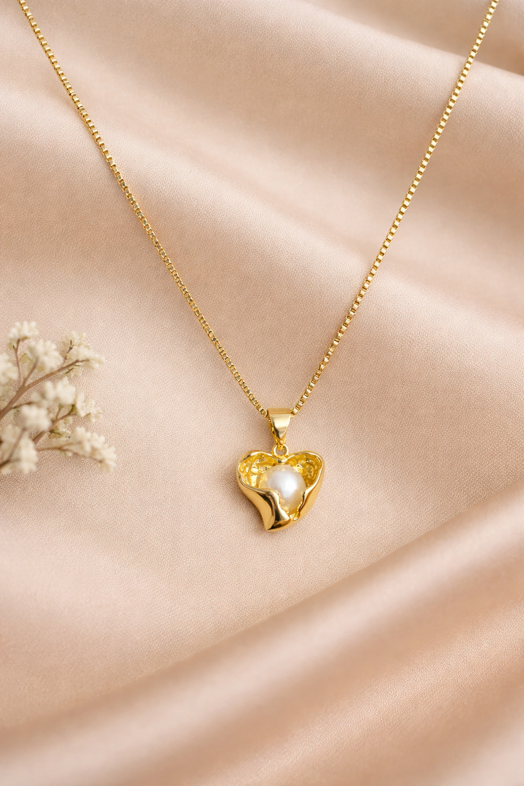 18K Gold Plated Heart Pearl Pendant Necklace | Elegant Minimalist Chain | Anti-Tarnish Daily Wear Jewelry for Women
