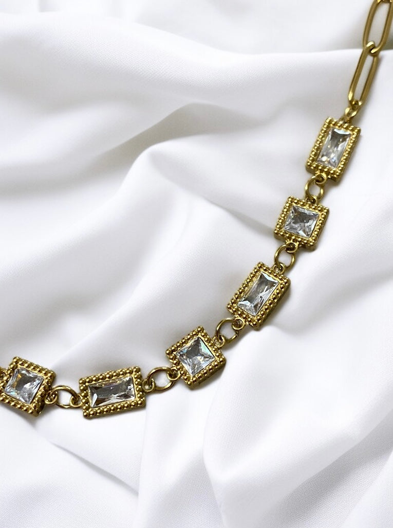 Anti-Tarnish Clear Stone Chain | Adjustable Trendy Necklace, Durable, and Stylish