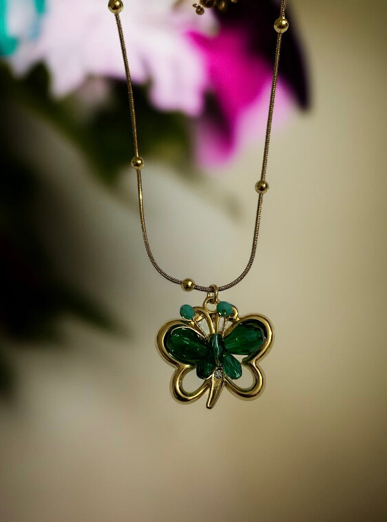 JewelsStar Anti-Tarnish Green Butterfly Big Pendant with Adjustable Chain – Trendy Fashion Jewellery