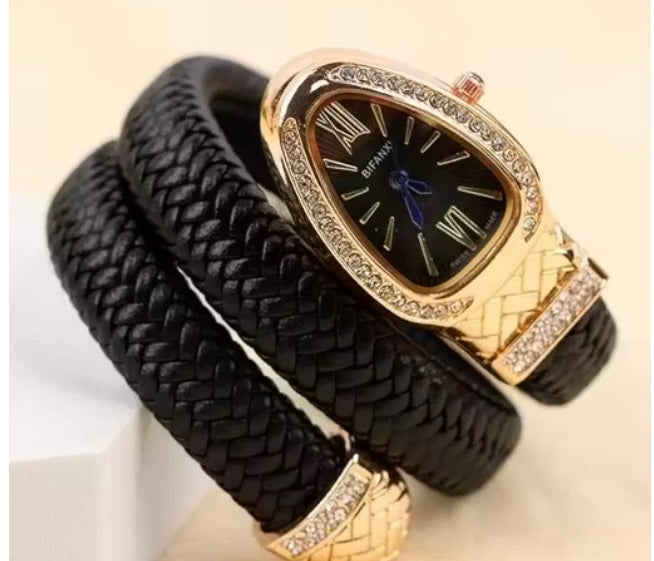 Elegant Snake Design Leather Strap Watch for Women | Stylish & Trendy Analog Wrist Watch