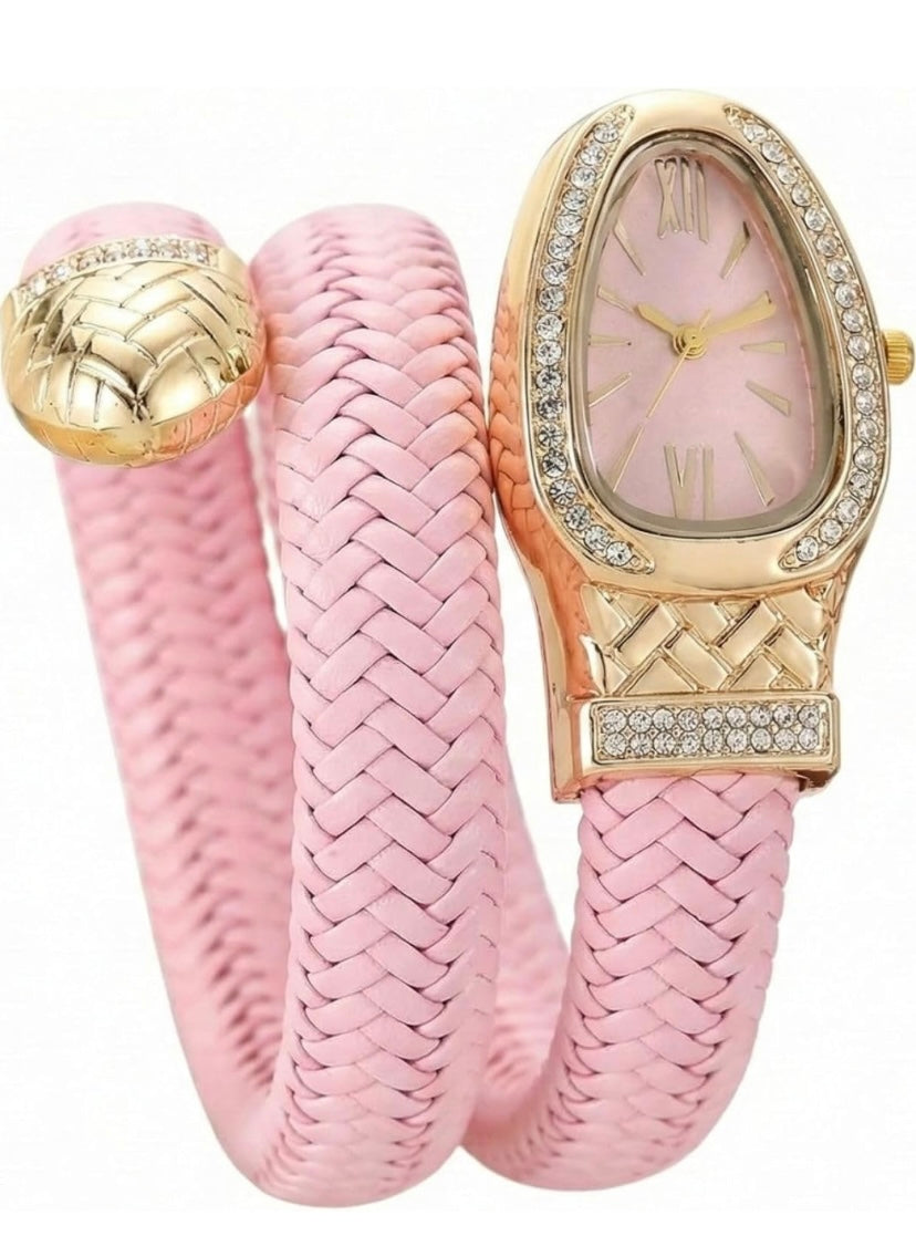 Elegant Snake Design Leather Strap Watch for Women | Stylish & Trendy Analog Wrist Watch