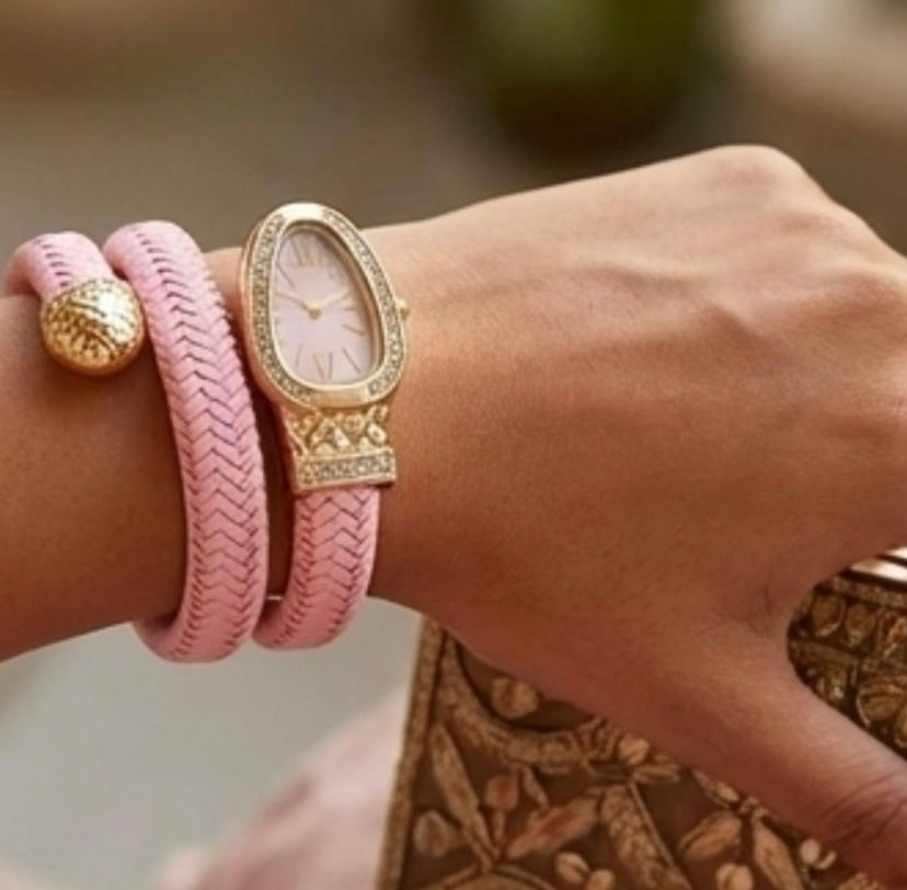 Elegant Snake Design Leather Strap Watch for Women | Stylish & Trendy Analog Wrist Watch