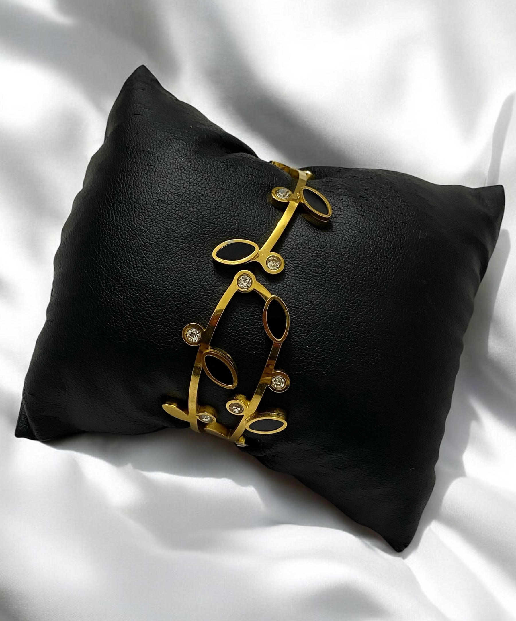 Anti-Tarnish Openable Waterproof Bracelet