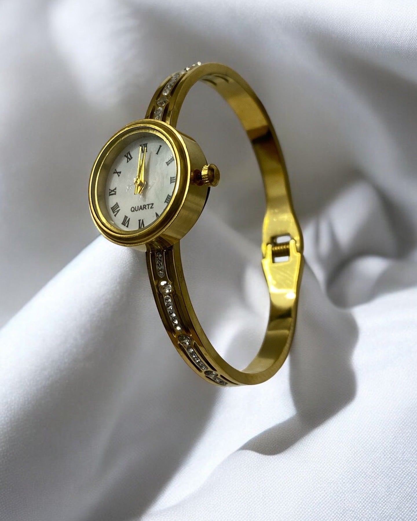 Anti-Tarnish American Diamond Watch Design Openable Waterproof Bracelet