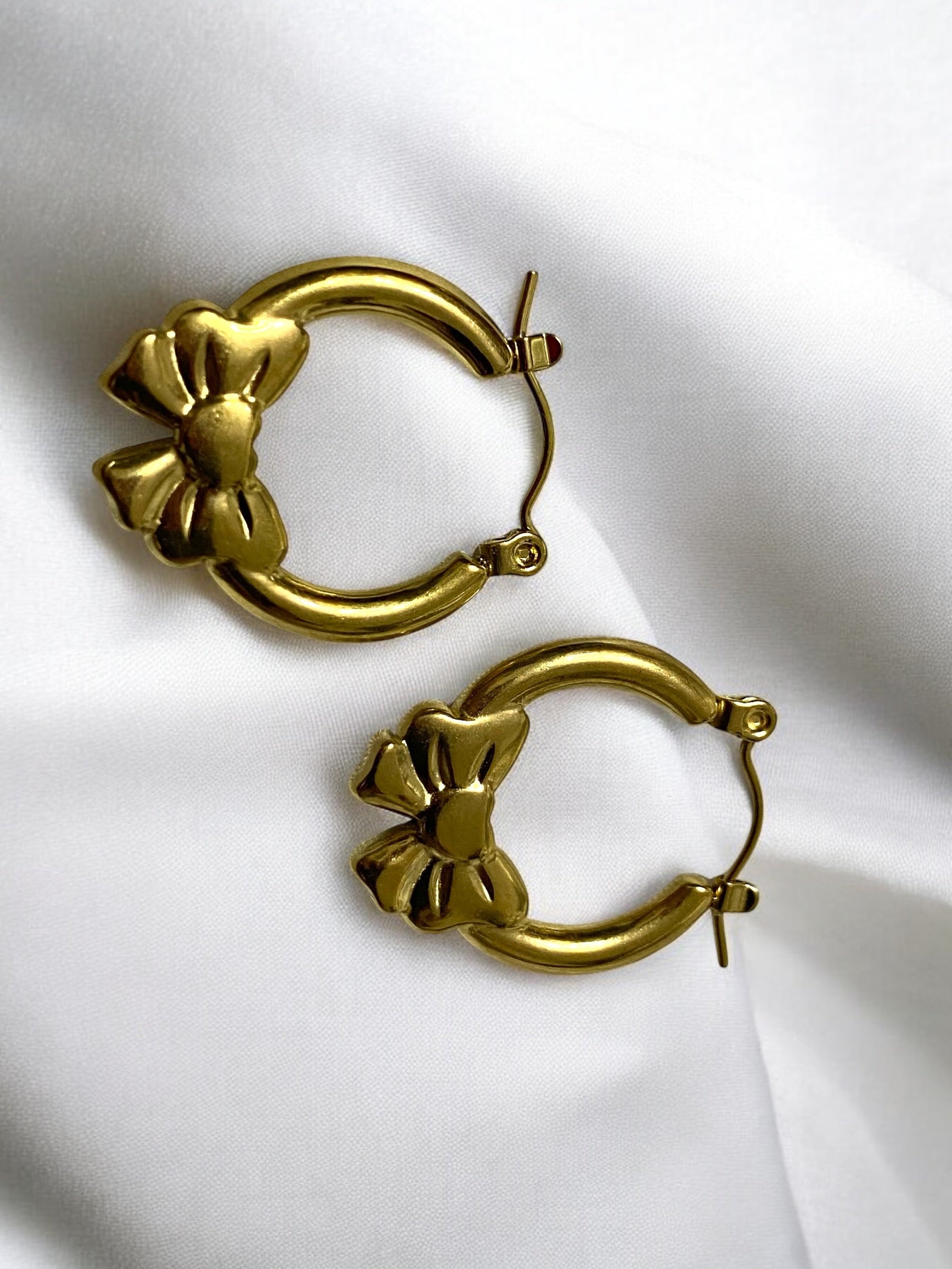 ANti -Tarnish Small Bow Hoops