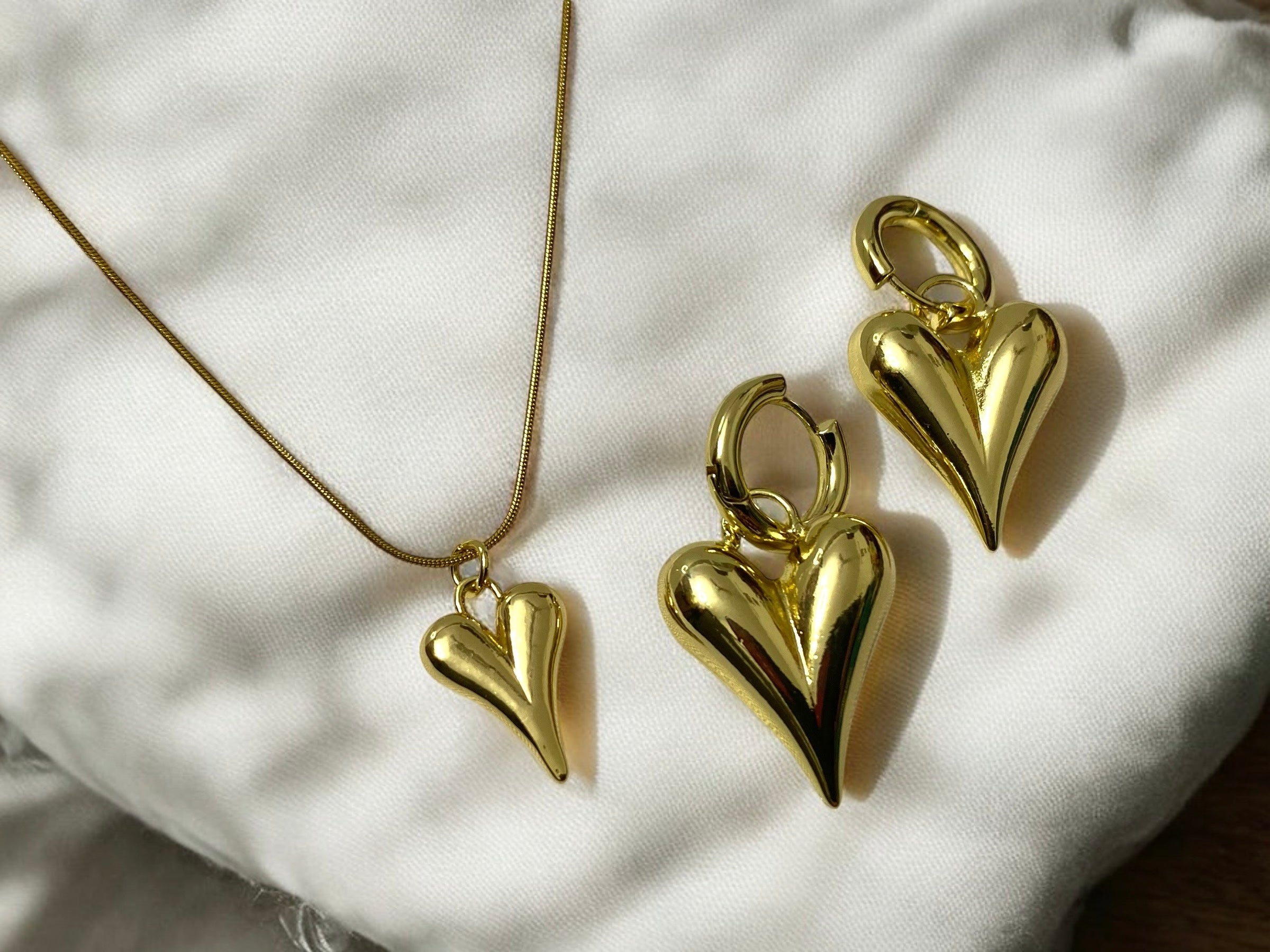 Anti-Tarnish Heart Chain with Earrings Set everyday wear Waterproof Durability