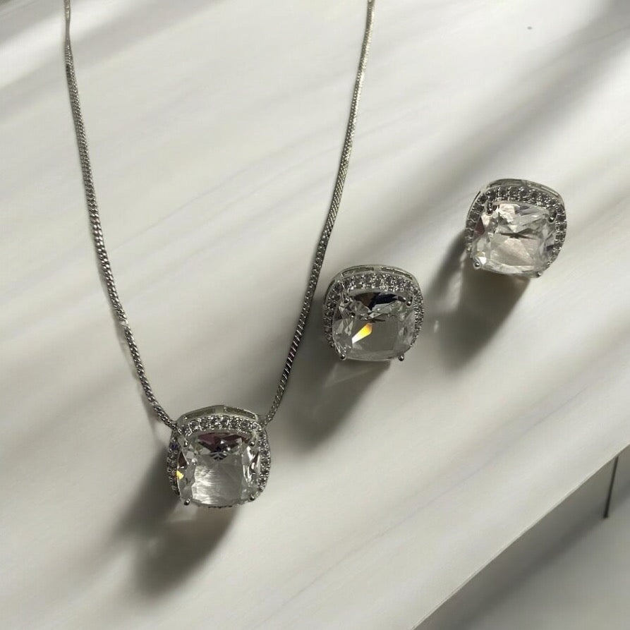 Stunning American Diamonds Pendant Necklace Chain With Earrings – Silver-Plated Elegance For Women And Girls