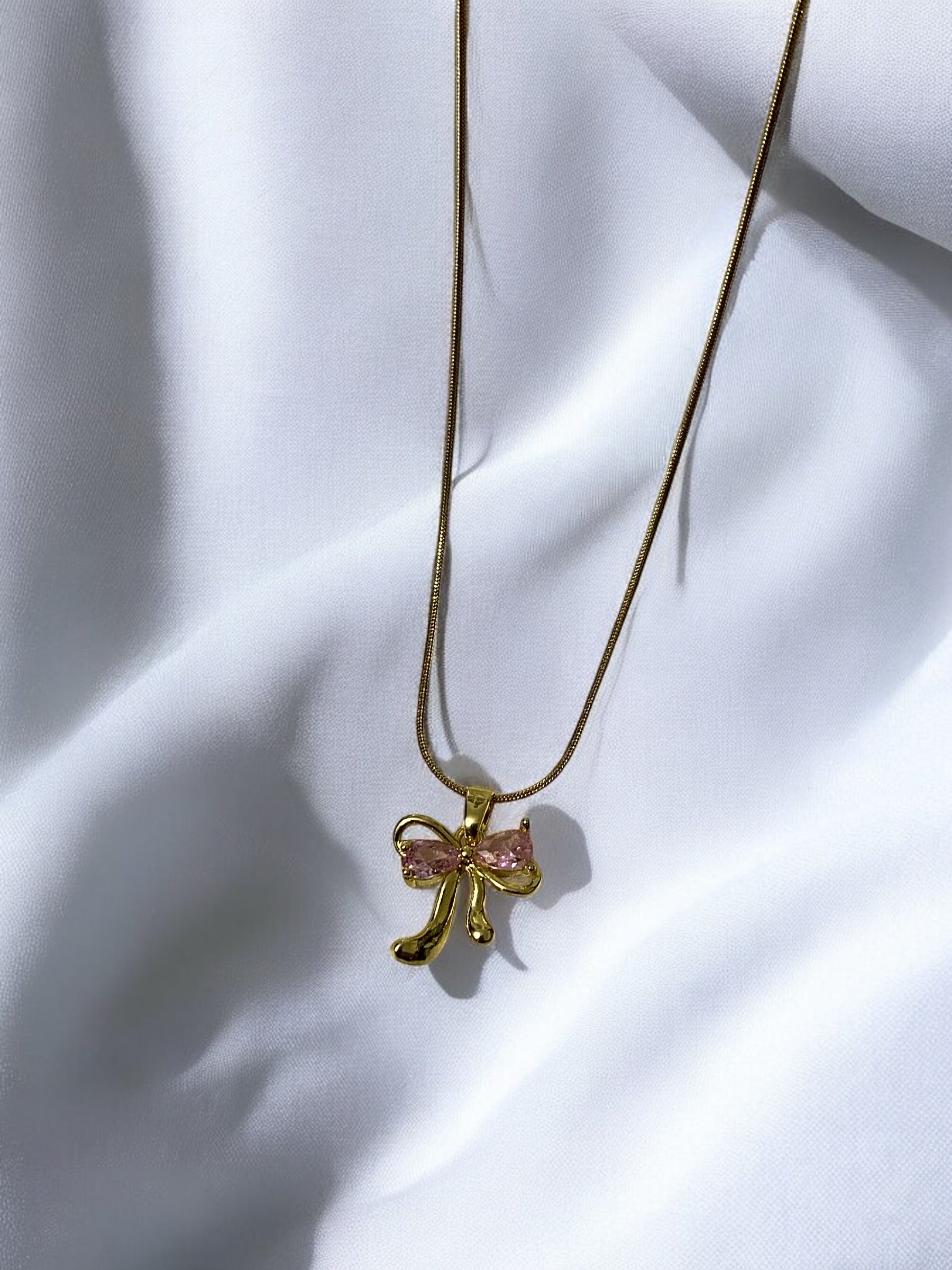 Anti-tarnish high quality small bow Pendant with pink stone