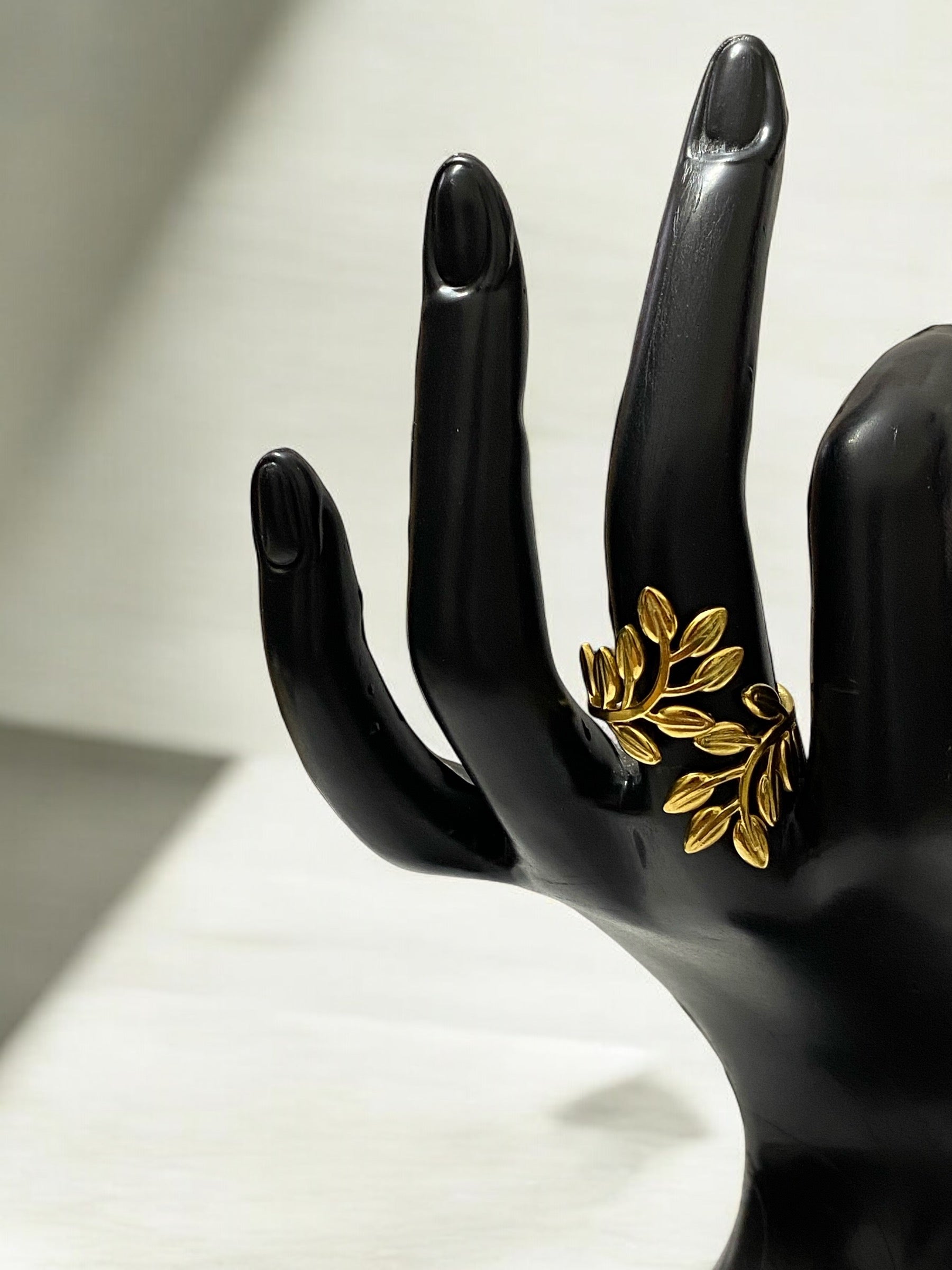 Anti-Tarnish Designer Adjustable Waterproof Ring