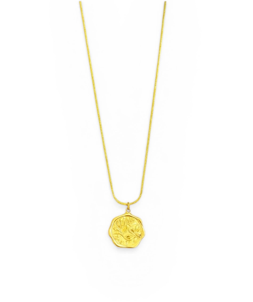 18K Gold Plated Anti-Tarnish Floral Pendant Chain – Everyday Luxury for Modern Women