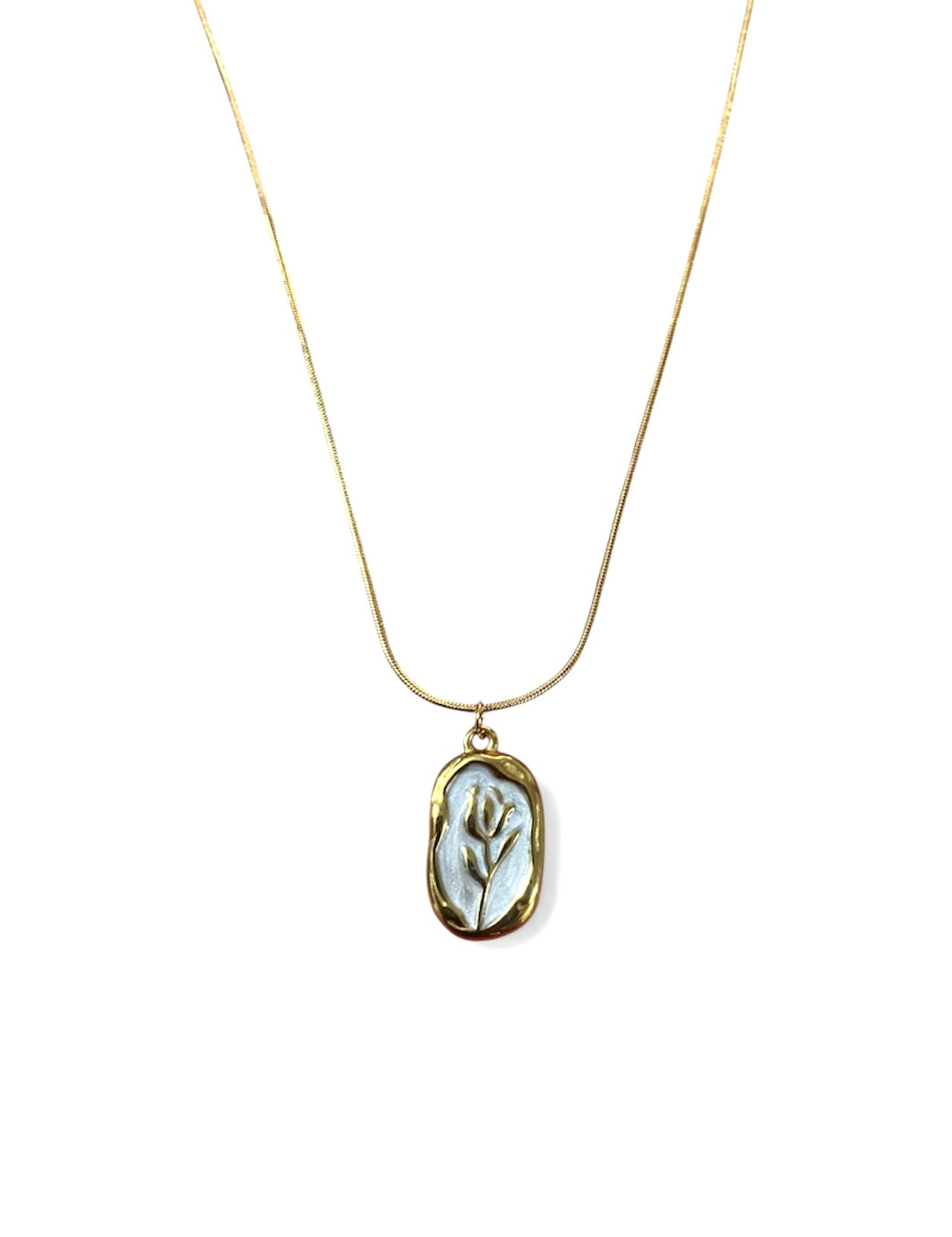 Anti-Tarnish Elegant Gold-Plated Pendant with Delicate Floral Design – Lightweight & Stylish Jewelry for Women and Girls