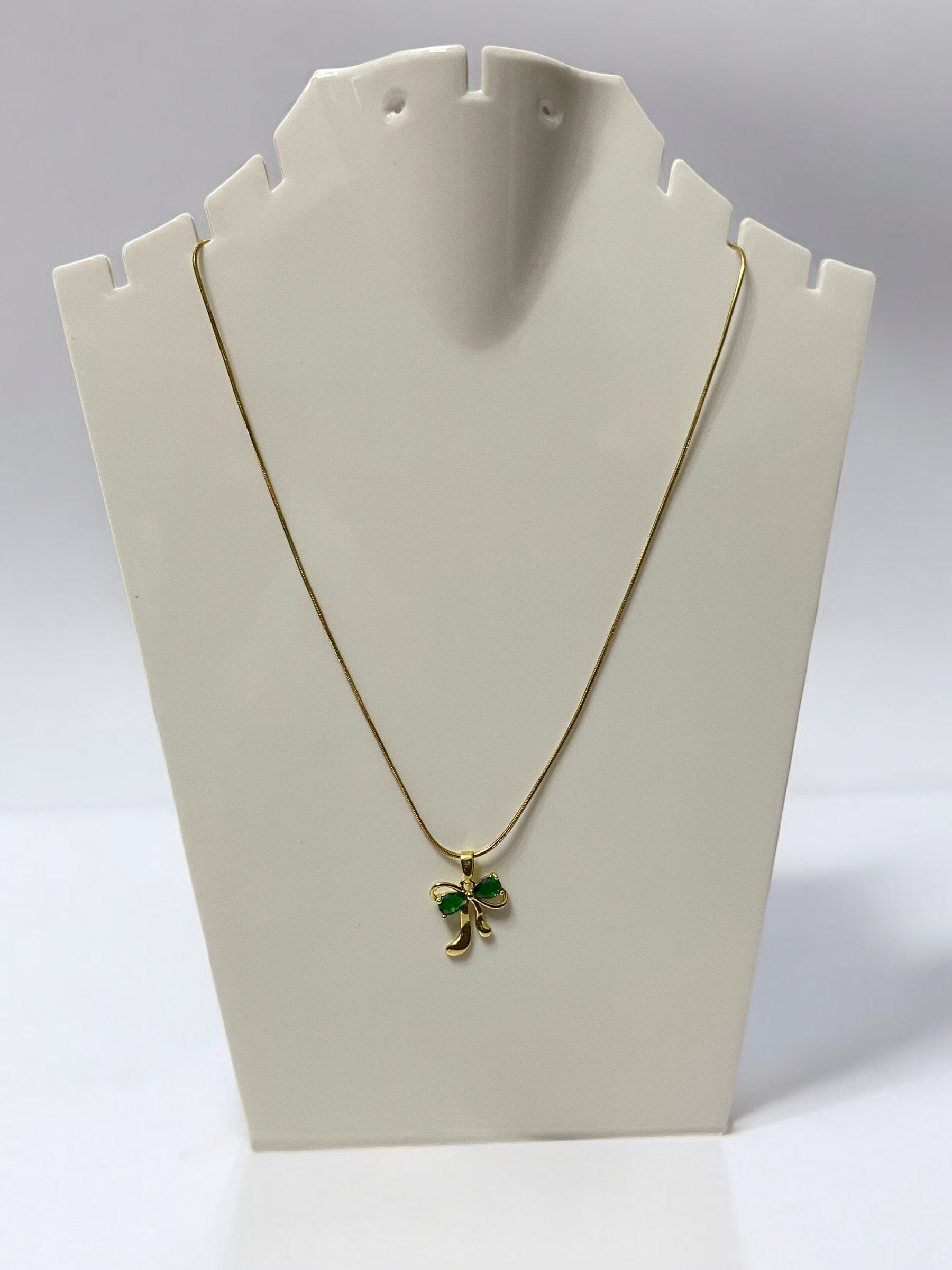 Charming Anti-Tarnish Small Green Heart Pendant Chain